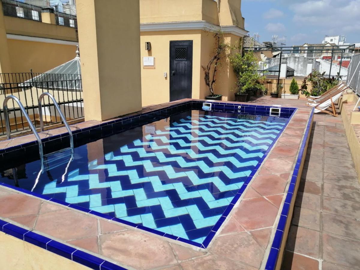 Tourist House Trajano Terraza-Piscina Apartamento Sevilha Exterior foto